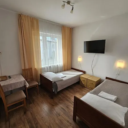 Готель Eden 24h