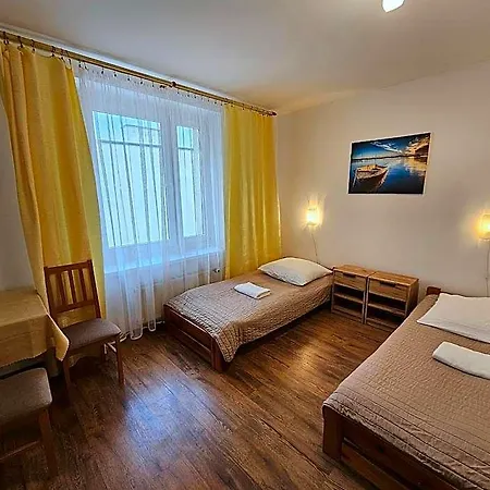 Eden 24h Hotel *